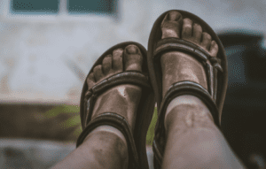 spiritual meaning of dirty feet