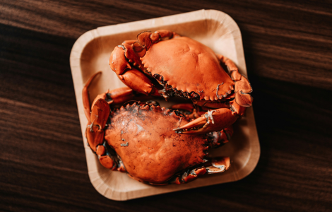 eating crab in dream meaning